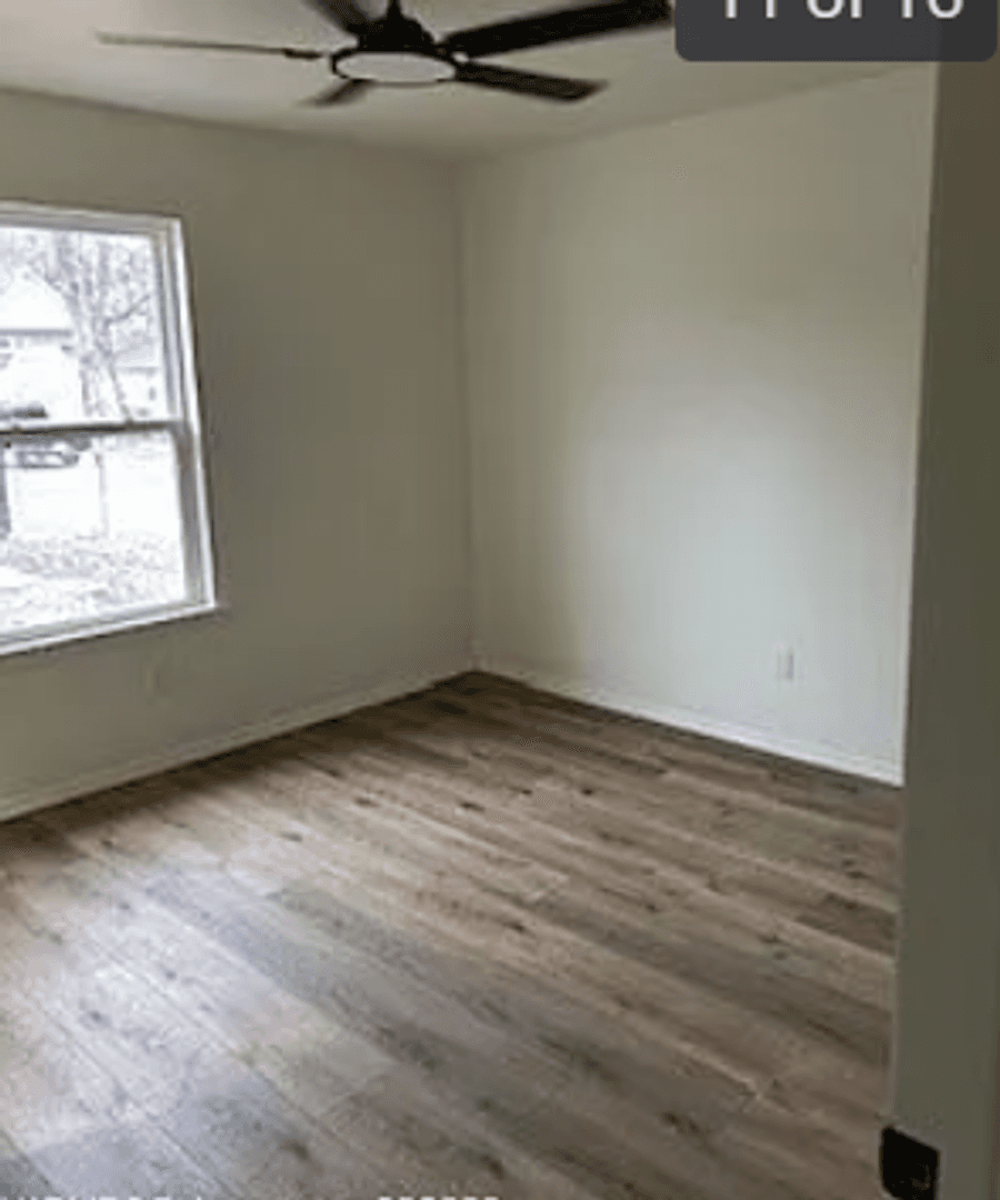 Van Buren Multiplex: 436 Northridge E