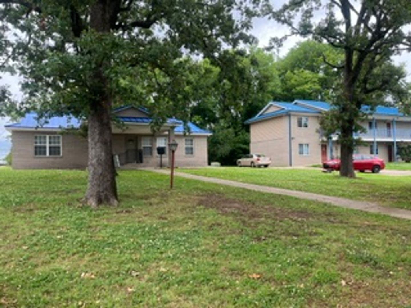 Barling Apartment: 204 Fort Street