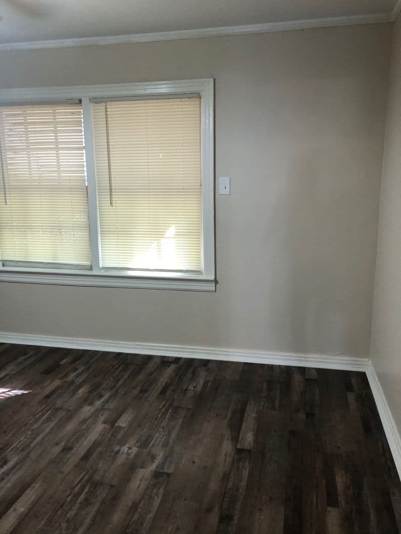 FORT SMITH Apartment: 913-915 SOUTH 22ND