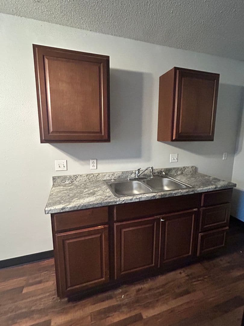 FORT SMITH Apartment: 3009 S. QUINCY
