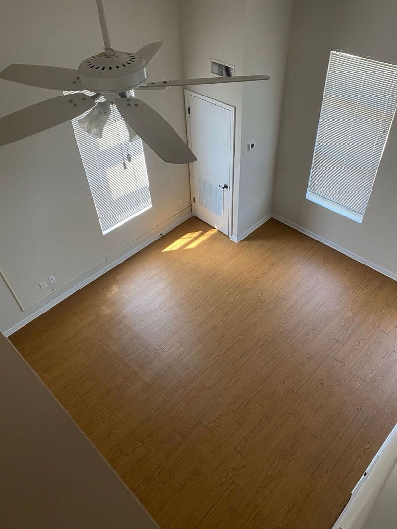 Savannah Apartment: 533 38th Street 203