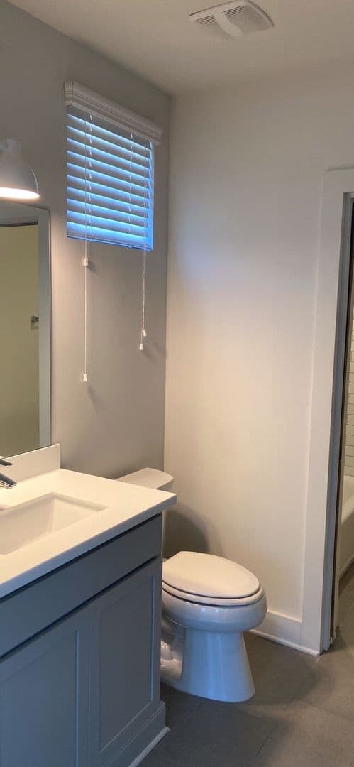 Savannah Apartment: 1716 Habersham St.