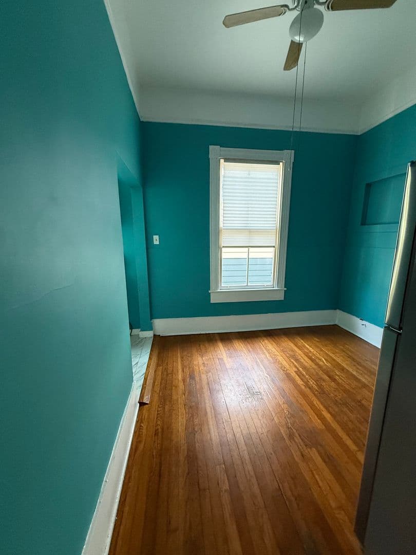 Savannah Apartment: 311 E Duffy St