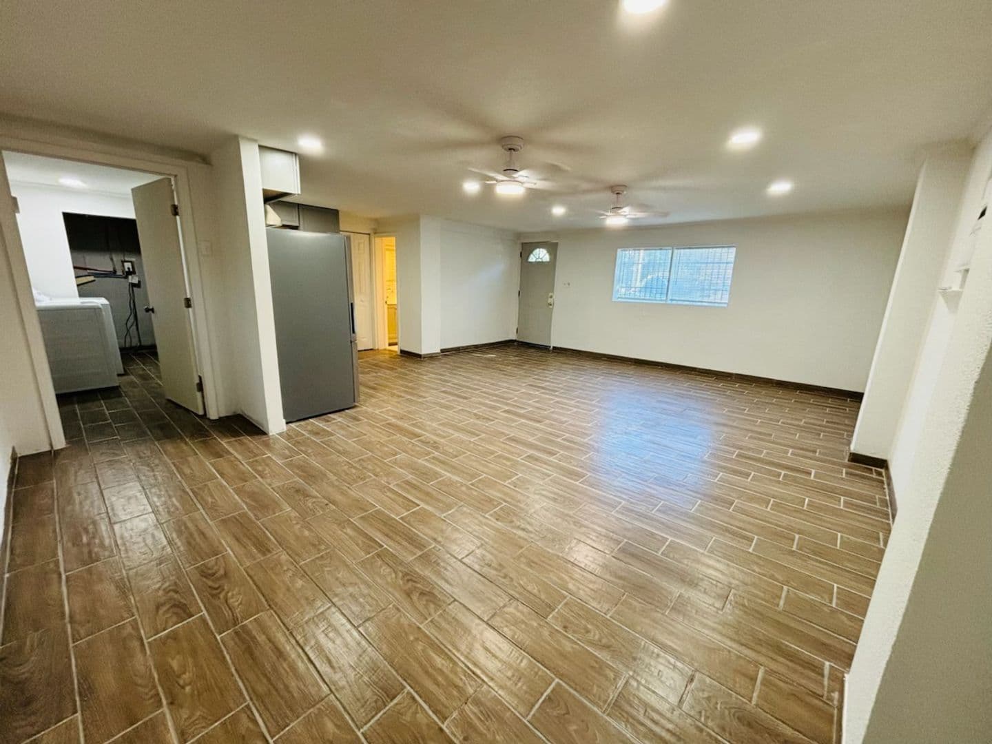 Savannah Apartment: 315 E 37th St