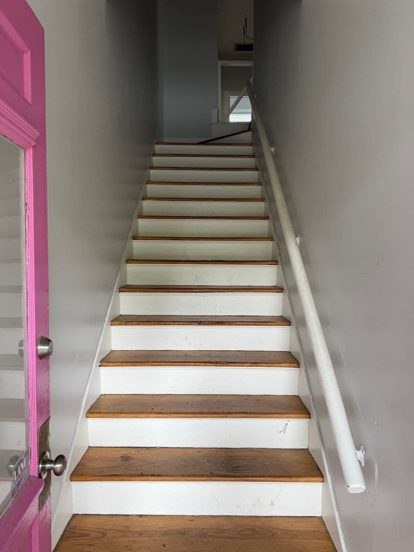 Savannah Apartment: 11-15 E 32nd St