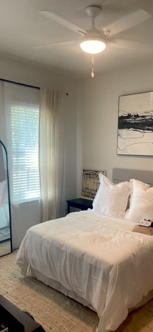 Savannah Apartment: 1716 Habersham St.