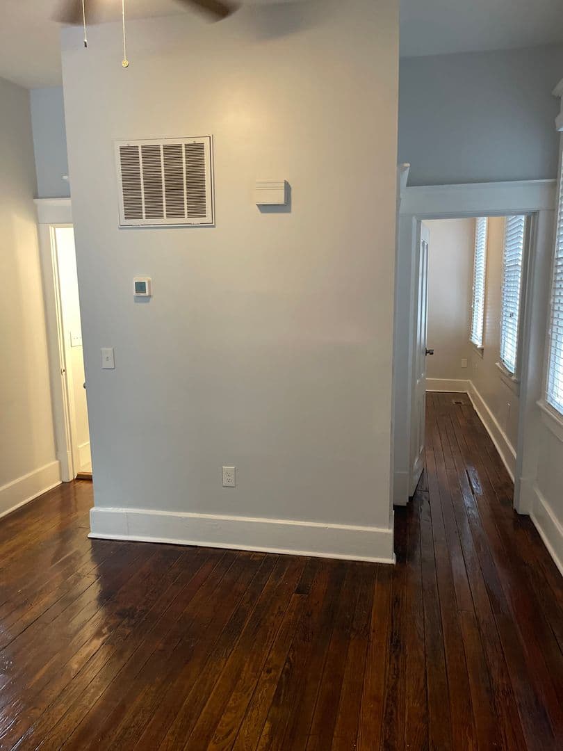 Savannah Apartment: 412 East Duffy Street