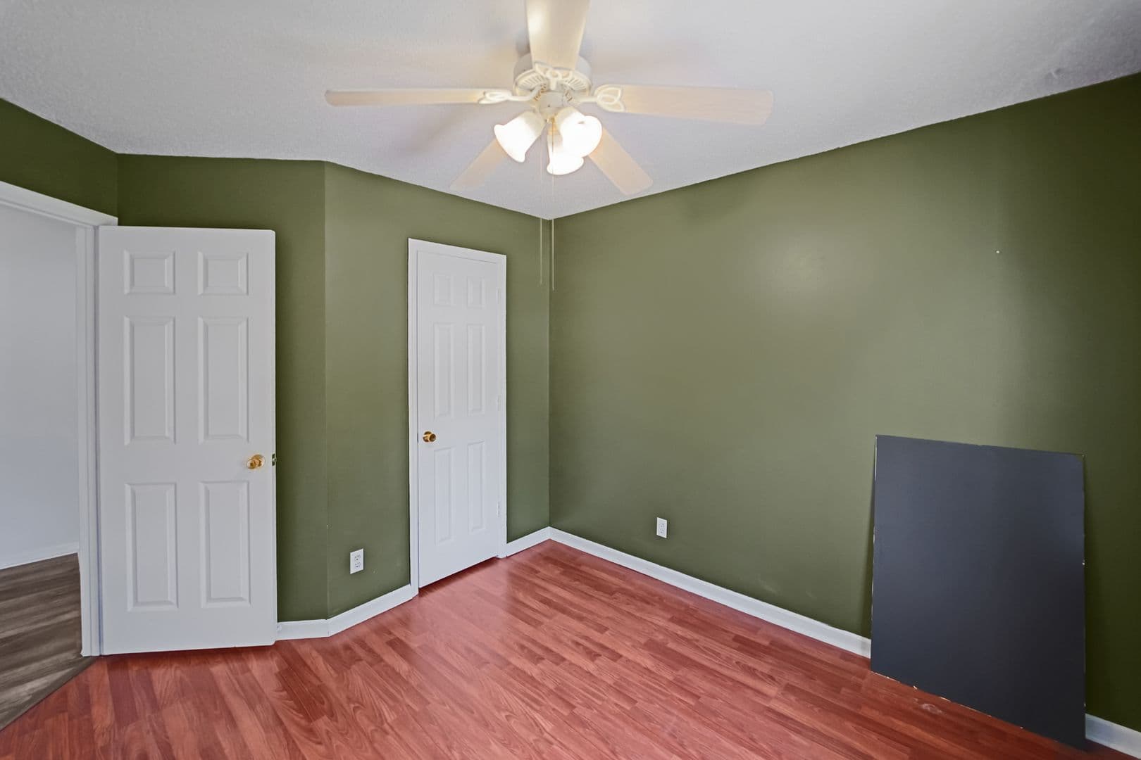 Savannah House: 143 Sugar Mill Circle