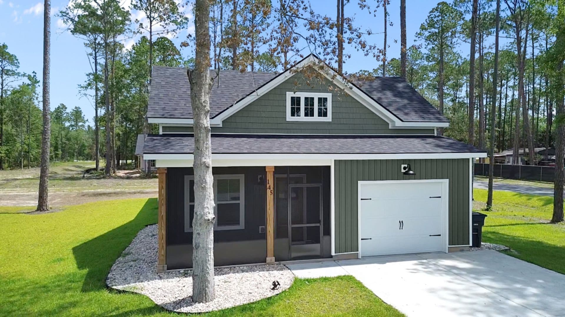 Pembroke House: 145 Waters Circle