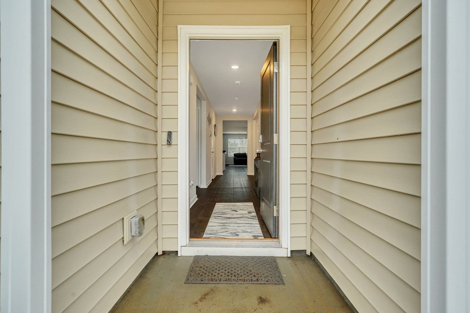 Guyton House: 123 Tobago Circle