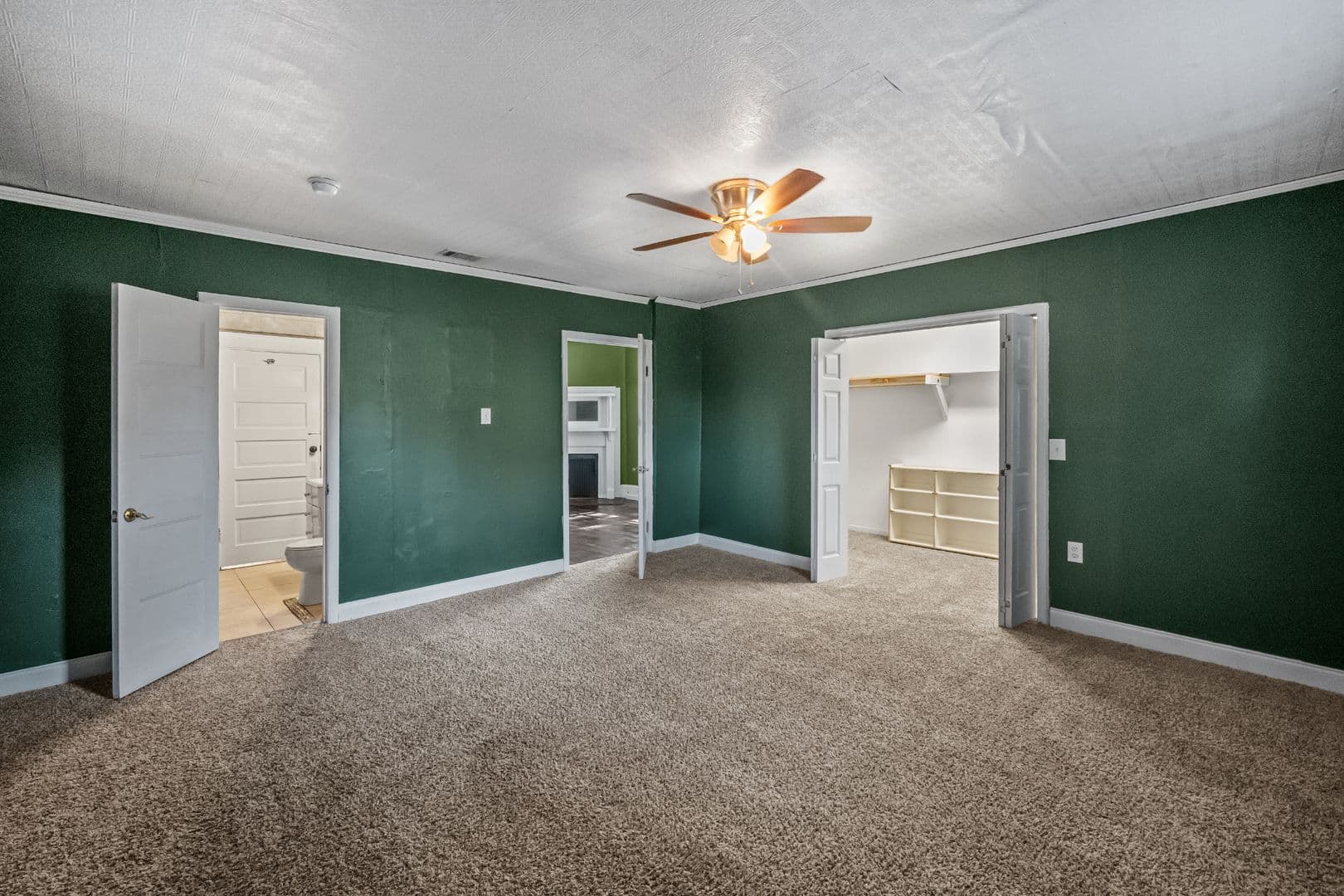 Savannah House: 637 East 39th Street