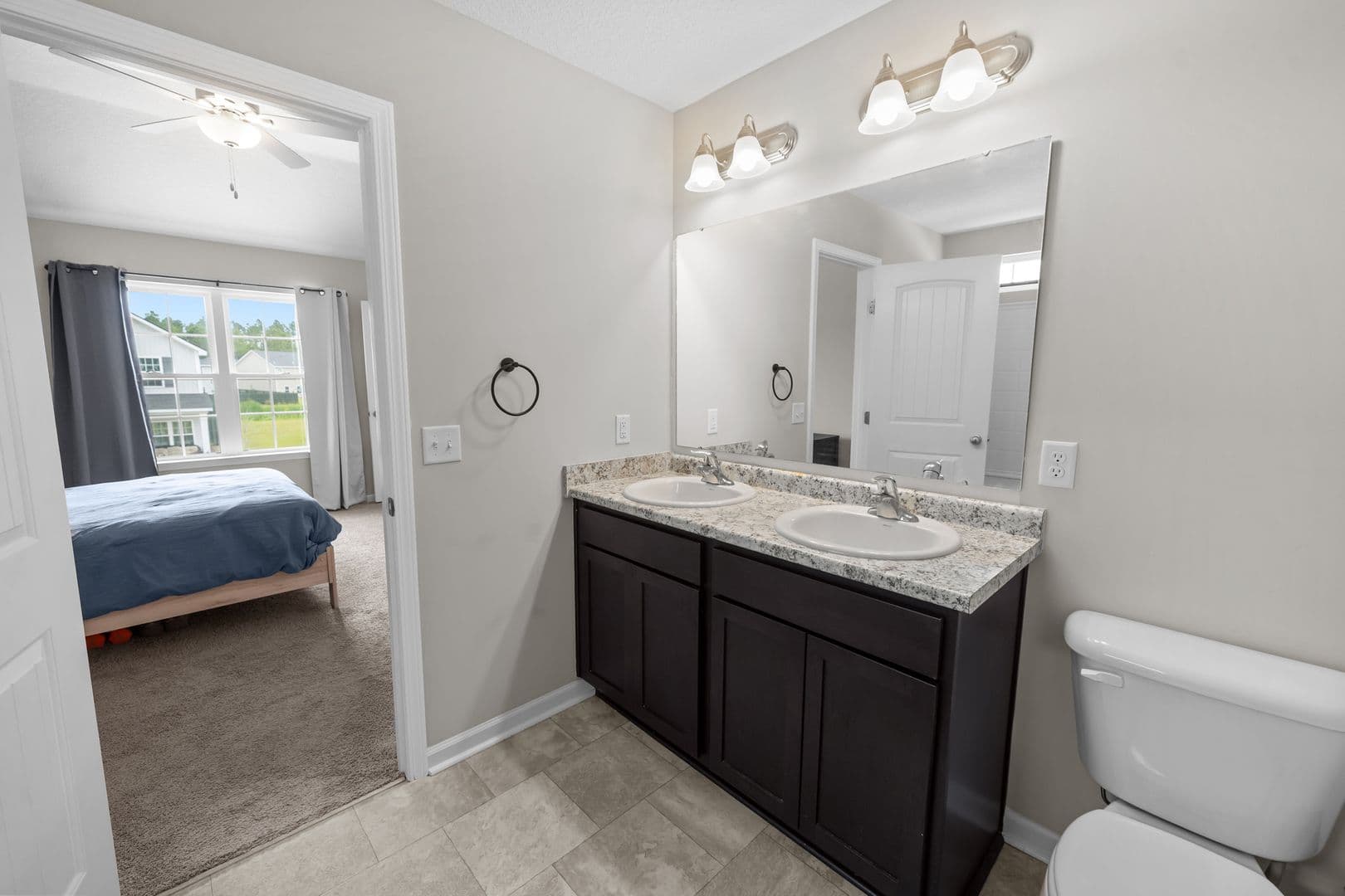 Hinesville House: 172 Brightleaf Circle