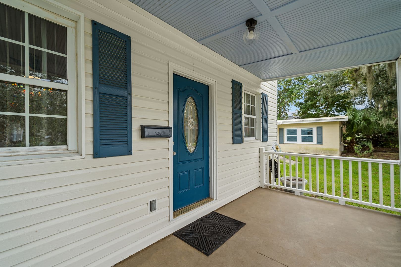 Savannah House: 1224 East Henry Street