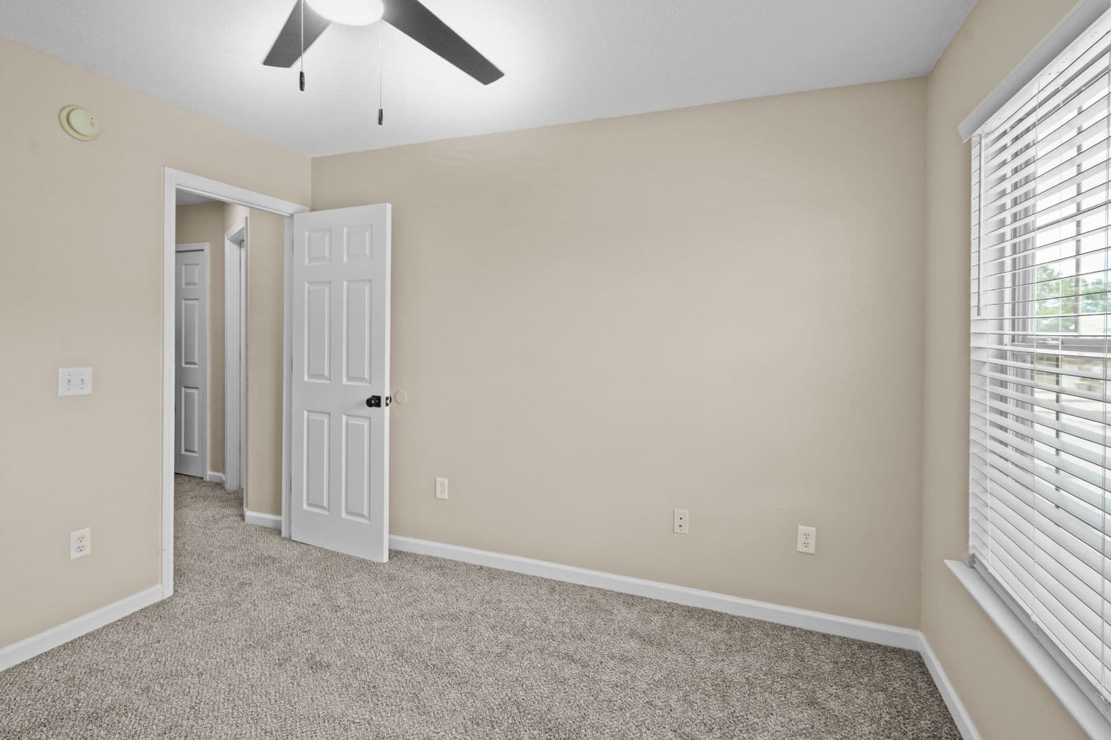 Richmond Hill Townhome: 45 Canyon Oak Loop