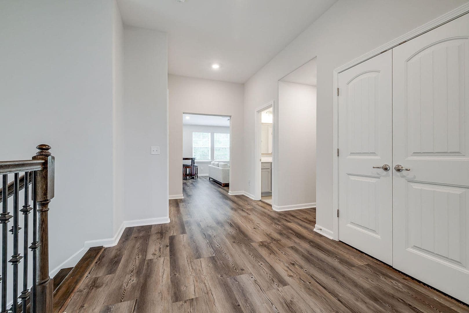 Savannah House: 42 Brookhaven Drive
