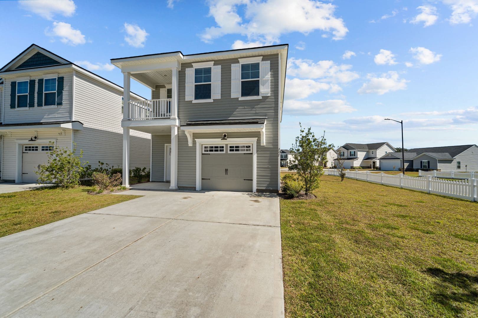 Savannah House: 207 Flagler Drive