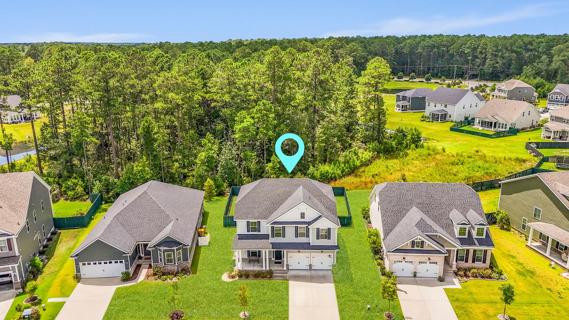 Richmond Hill House: 216 Wexford Drive