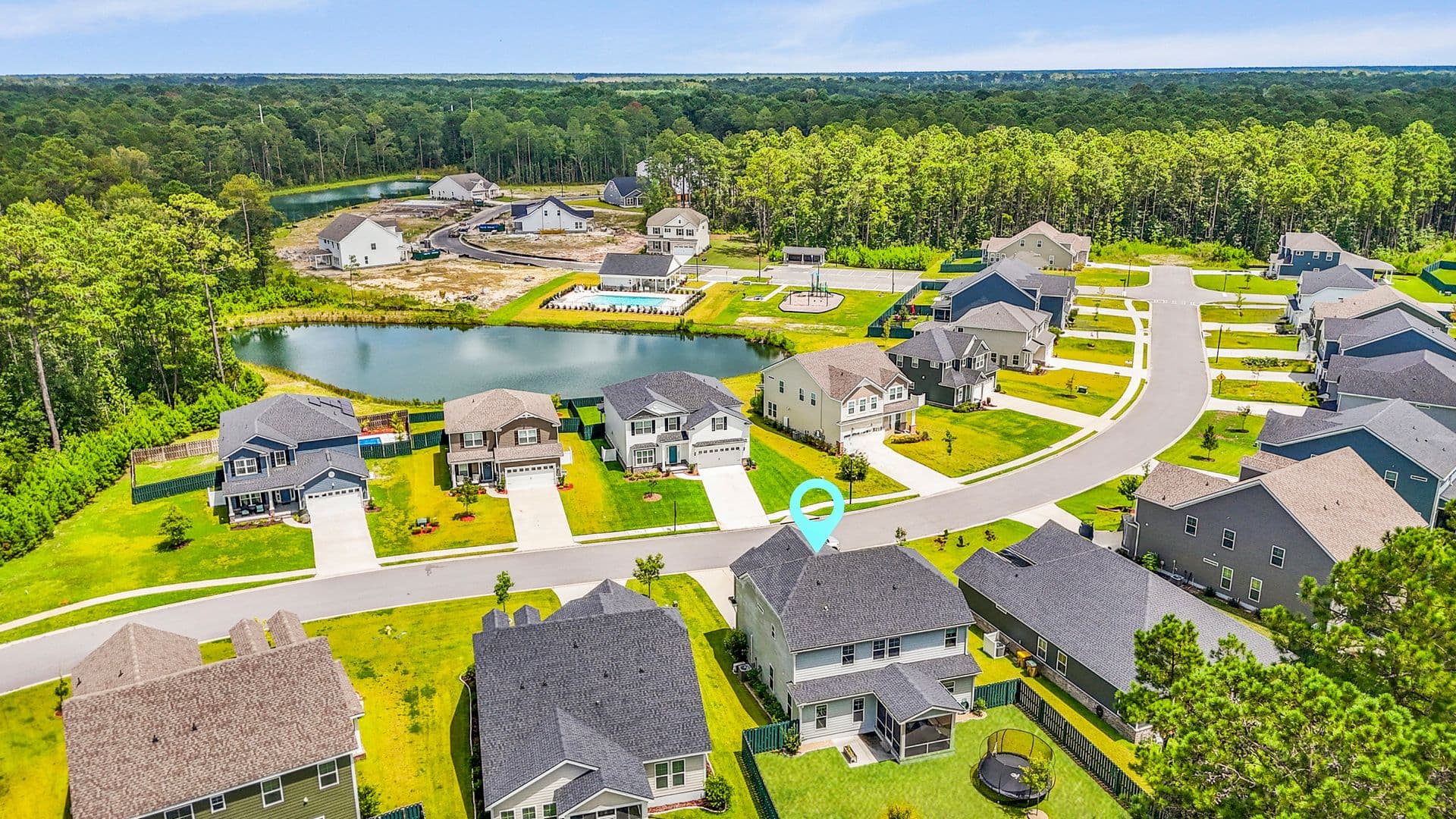 Richmond Hill House: 216 Wexford Drive