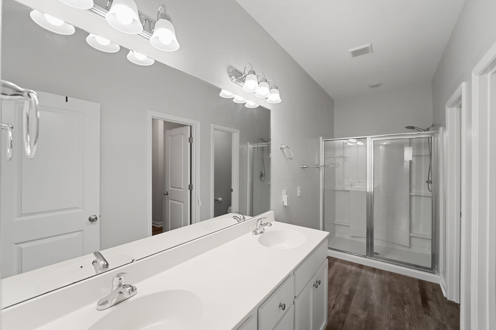 Richmond Hill House: 29 Lawley Ct