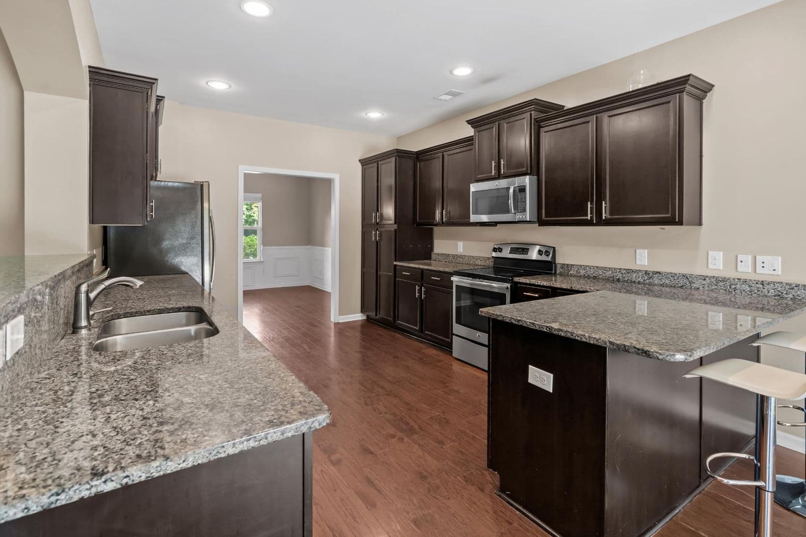 Richmond Hill House: 4540 Garden Hills Loop