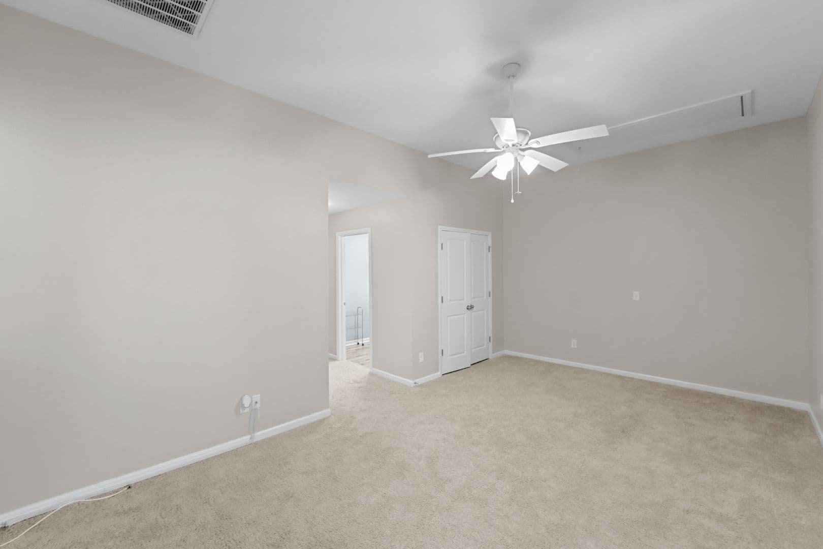 Richmond Hill House: 29 Lawley Ct
