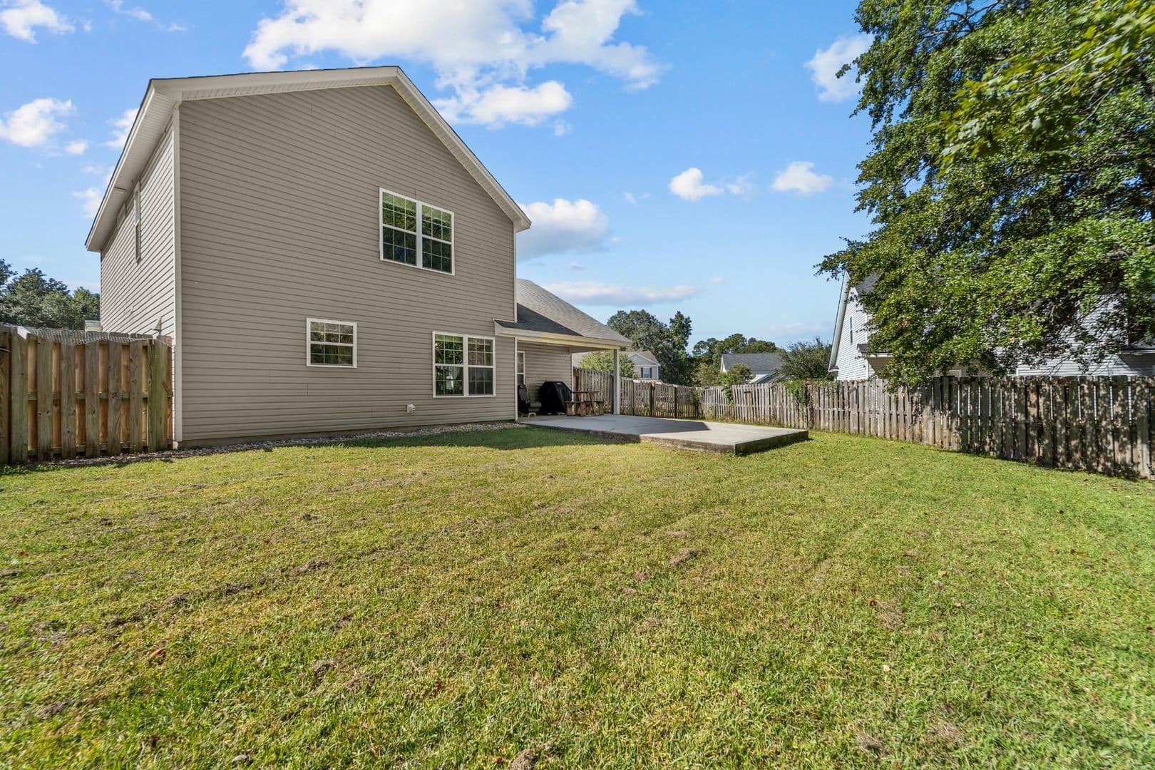 Savannah House: 28 Wesleyan Drive