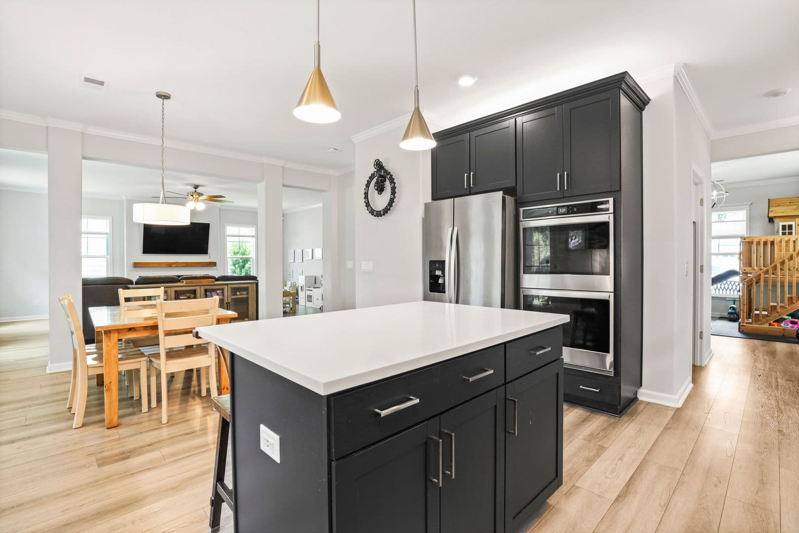 Richmond Hill House: 216 Wexford Drive