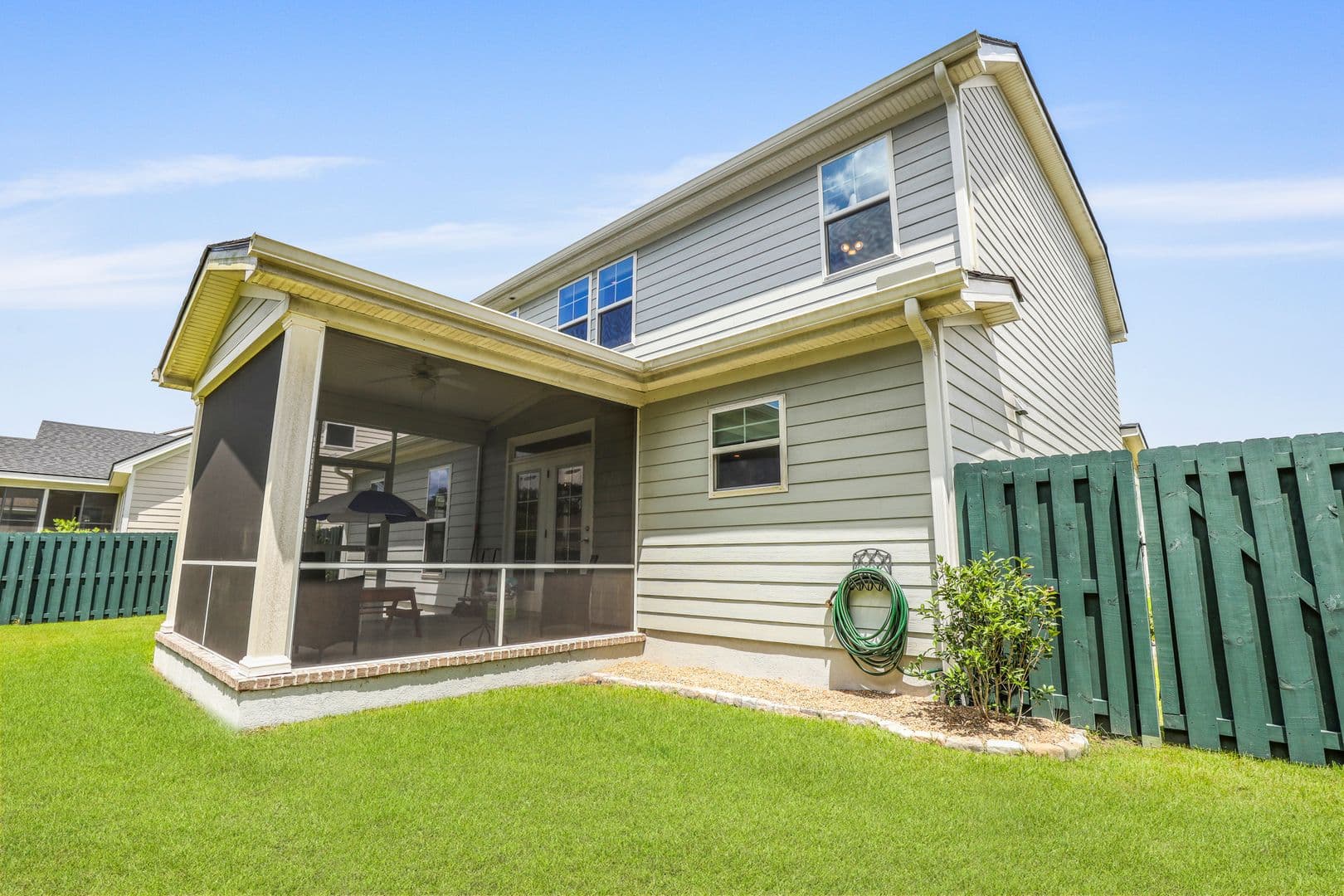 Richmond Hill House: 216 Wexford Drive