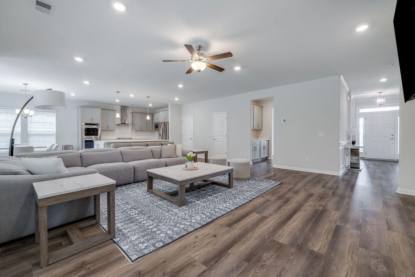 Savannah House: 42 Brookhaven Drive
