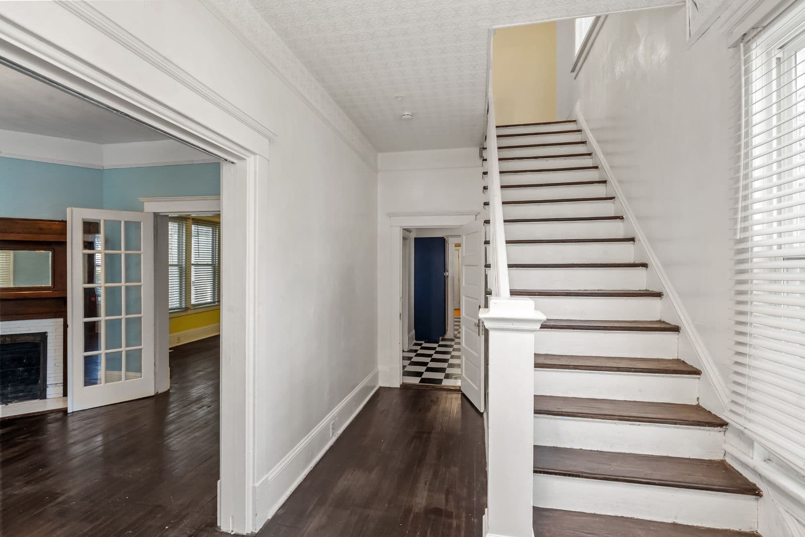 Savannah House: 637 East 39th Street