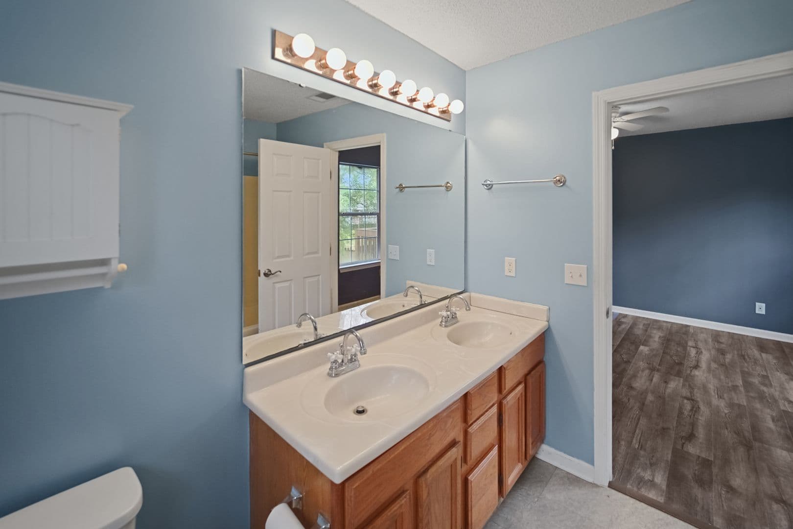 Savannah House: 143 Sugar Mill Circle