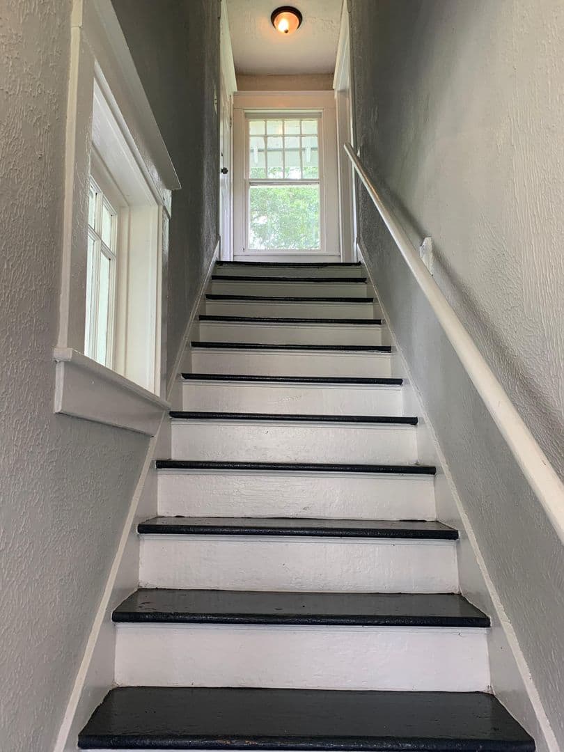 Savannah Apartment: 769 E Duffy Street
