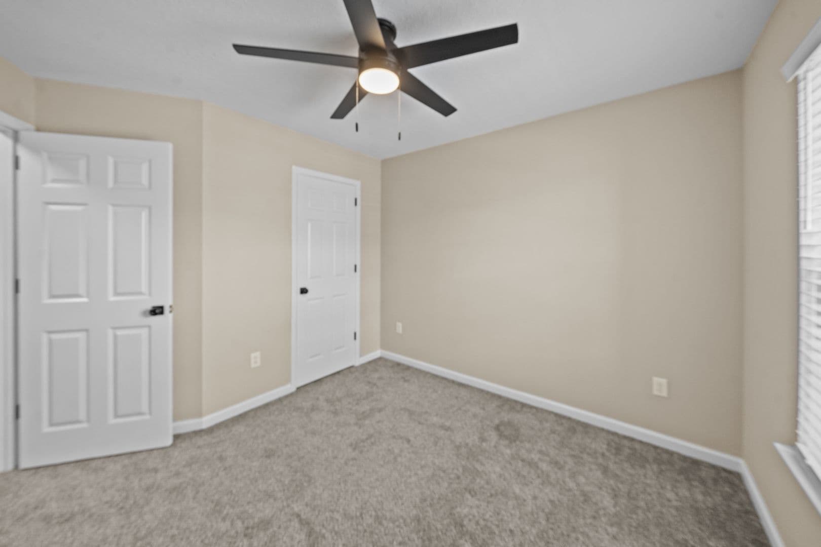 Richmond Hill Townhome: 45 Canyon Oak Loop