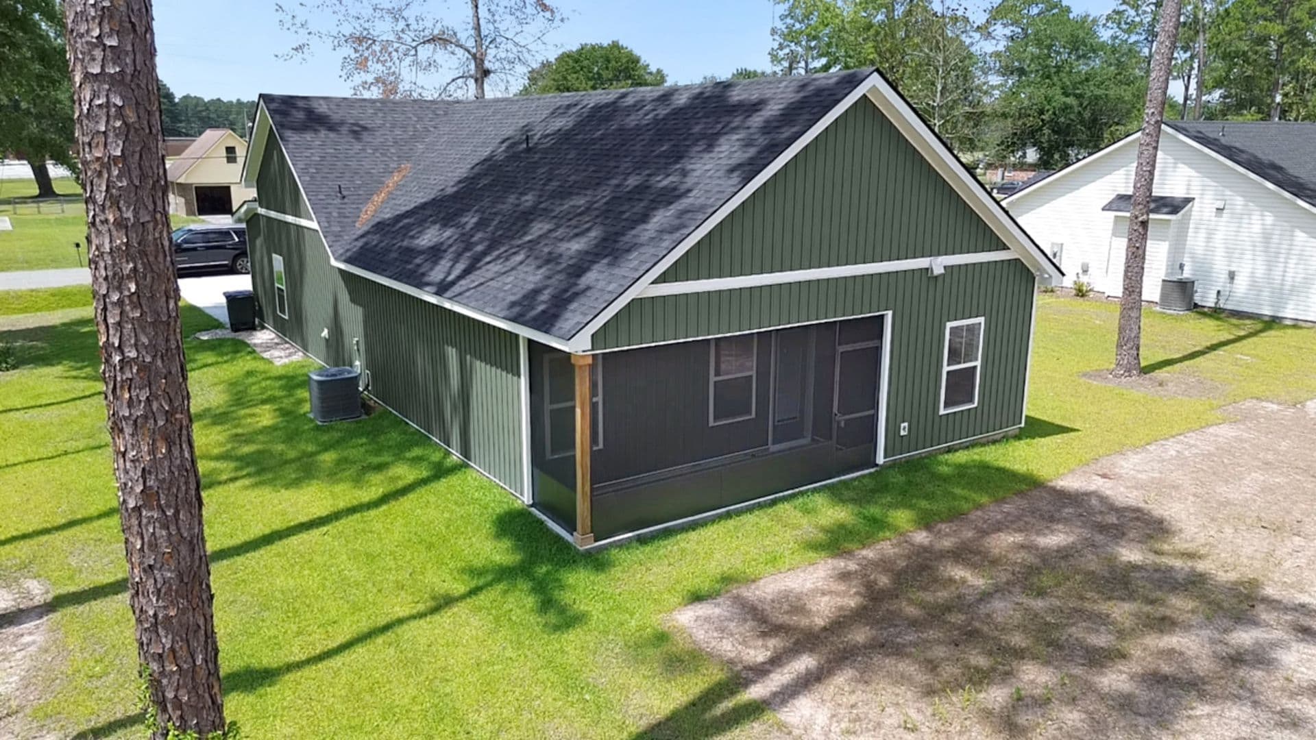 Pembroke House: 145 Waters Circle