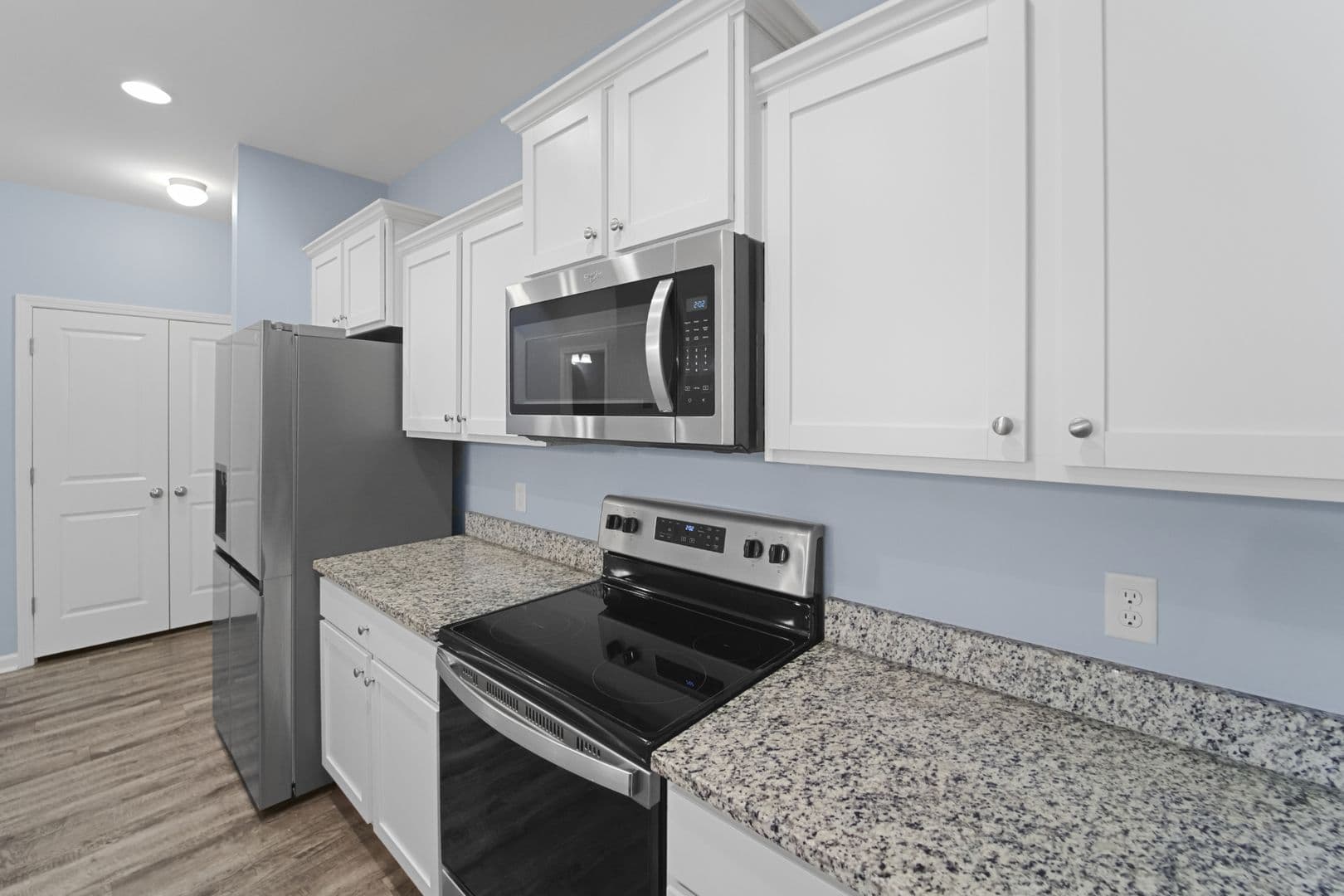 Richmond Hill House: 29 Lawley Ct