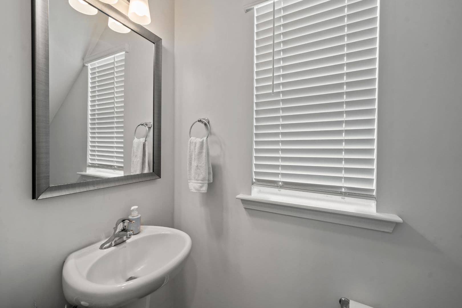 Savannah House: 226 Flagler Drive