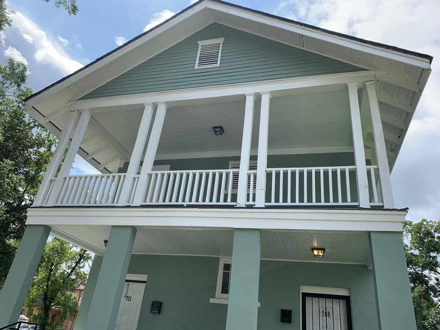 Savannah Apartment: 769 E Duffy Street