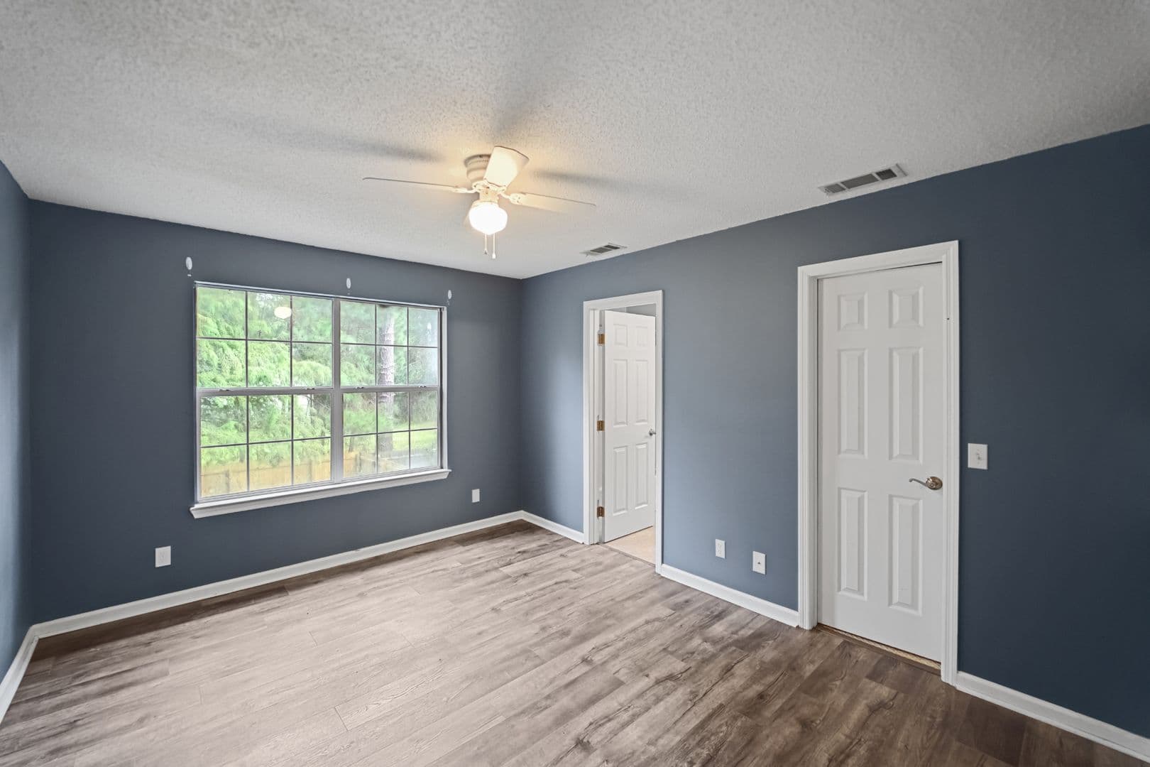 Savannah House: 143 Sugar Mill Circle