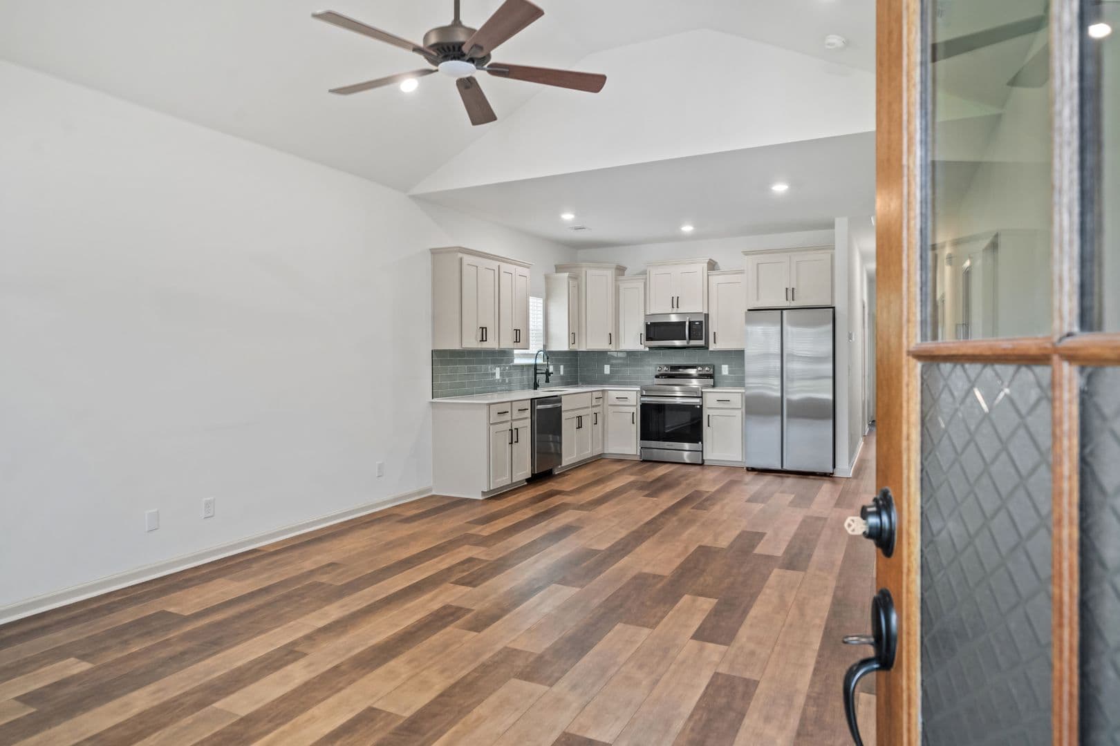 Pembroke House: 145 Waters Circle