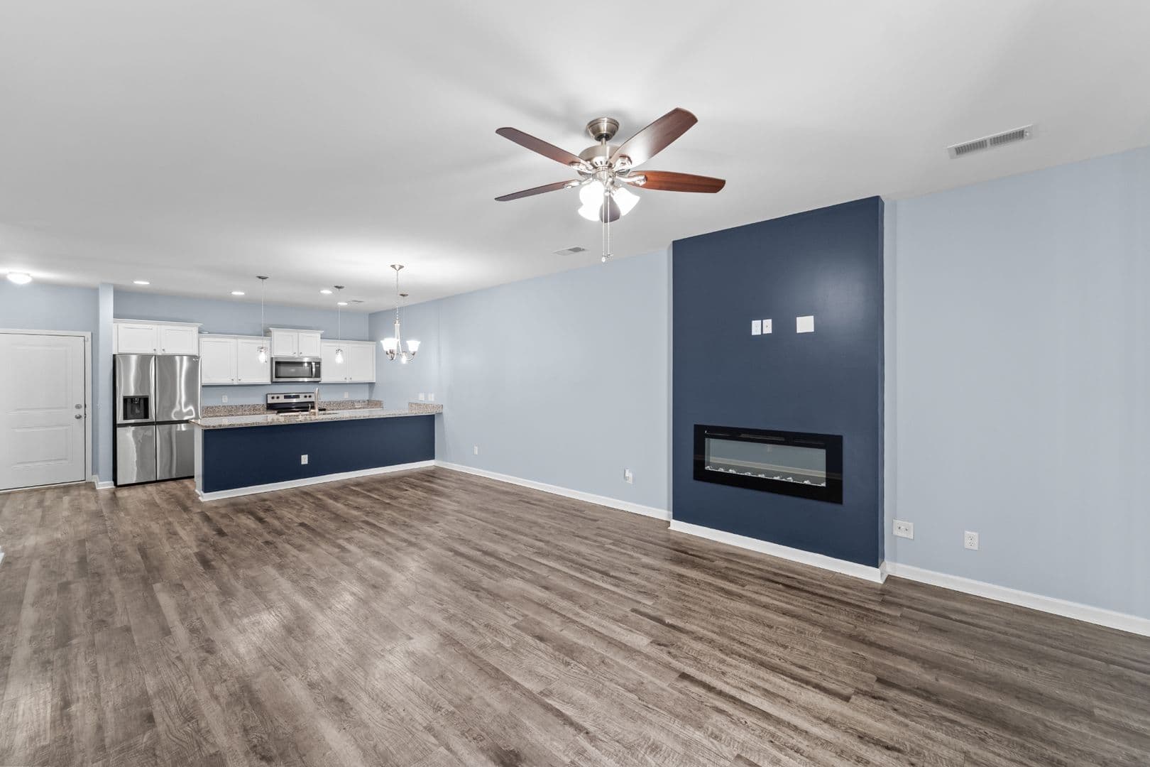 Richmond Hill House: 29 Lawley Ct