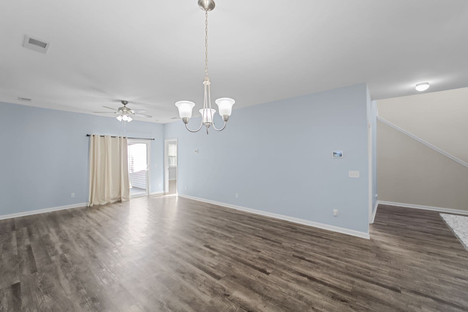 Richmond Hill House: 29 Lawley Ct