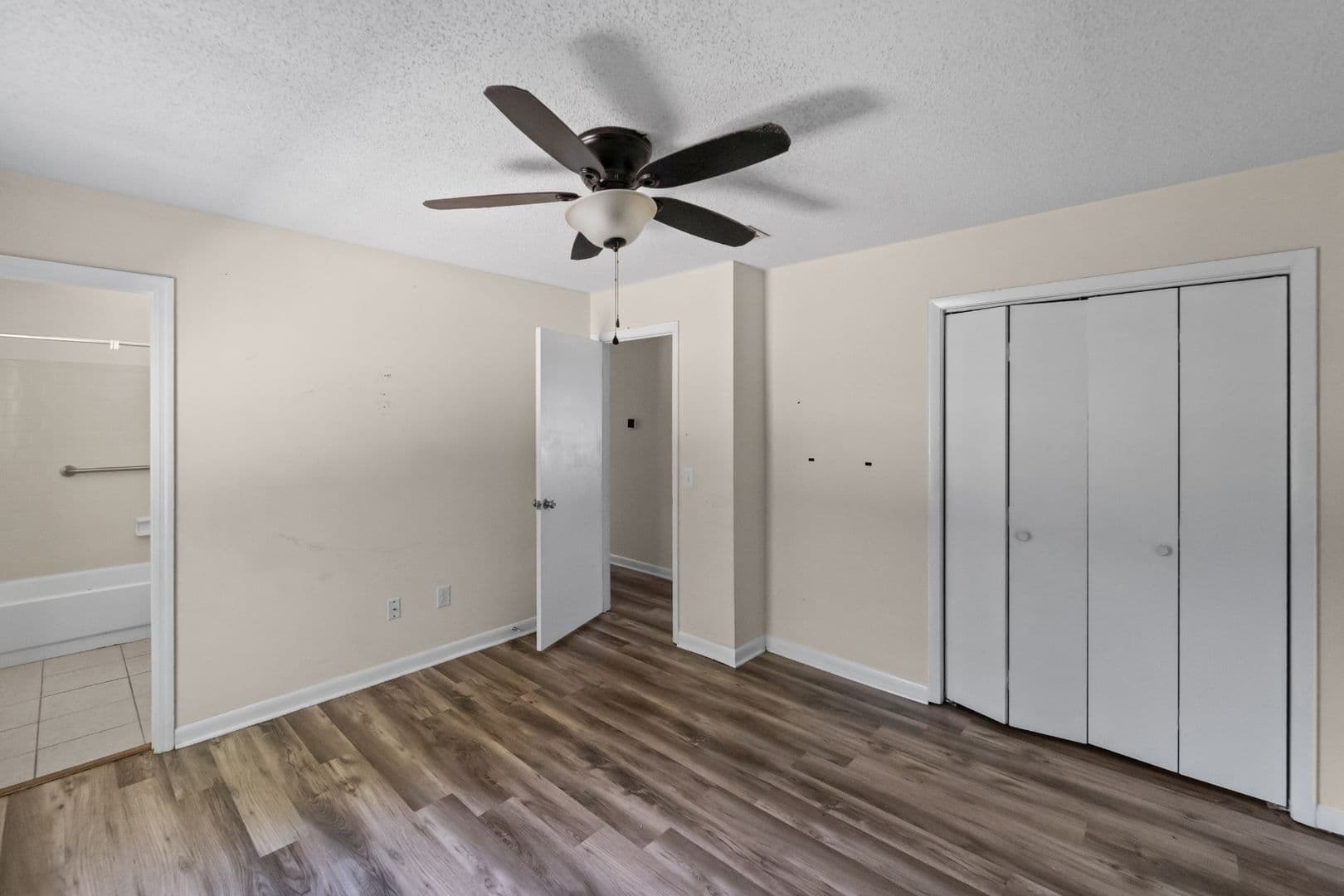 Hinesville House: 234 Deerwood Drive