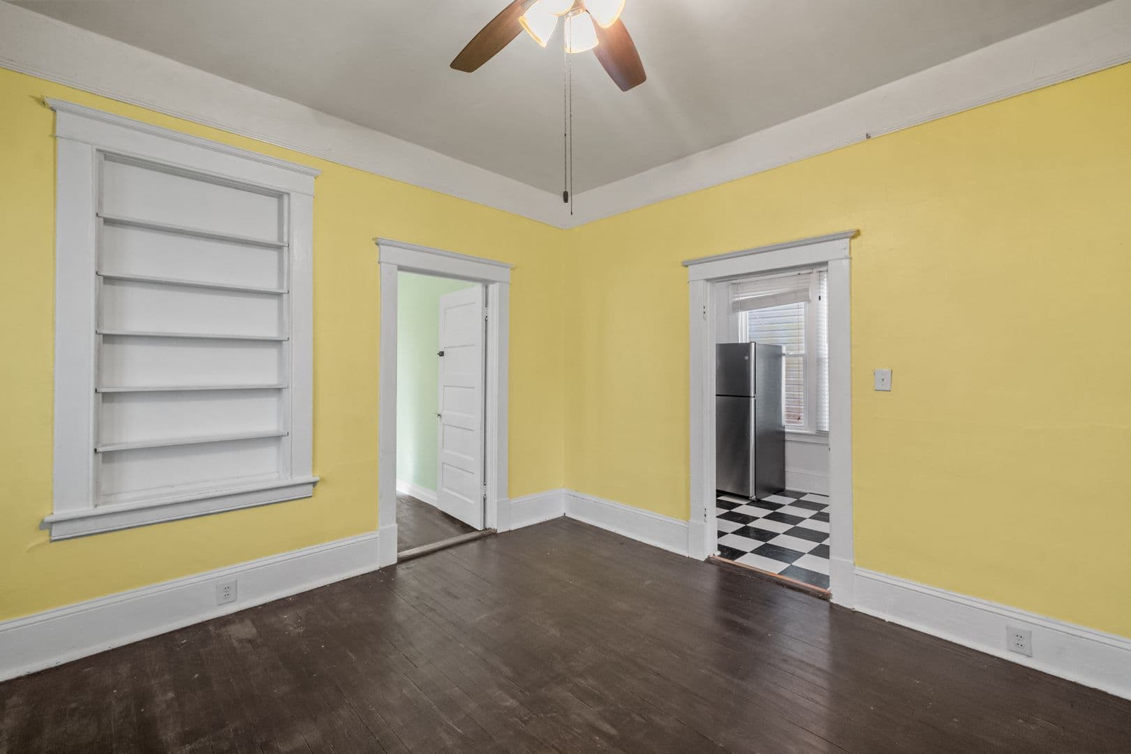 Savannah House: 637 East 39th Street