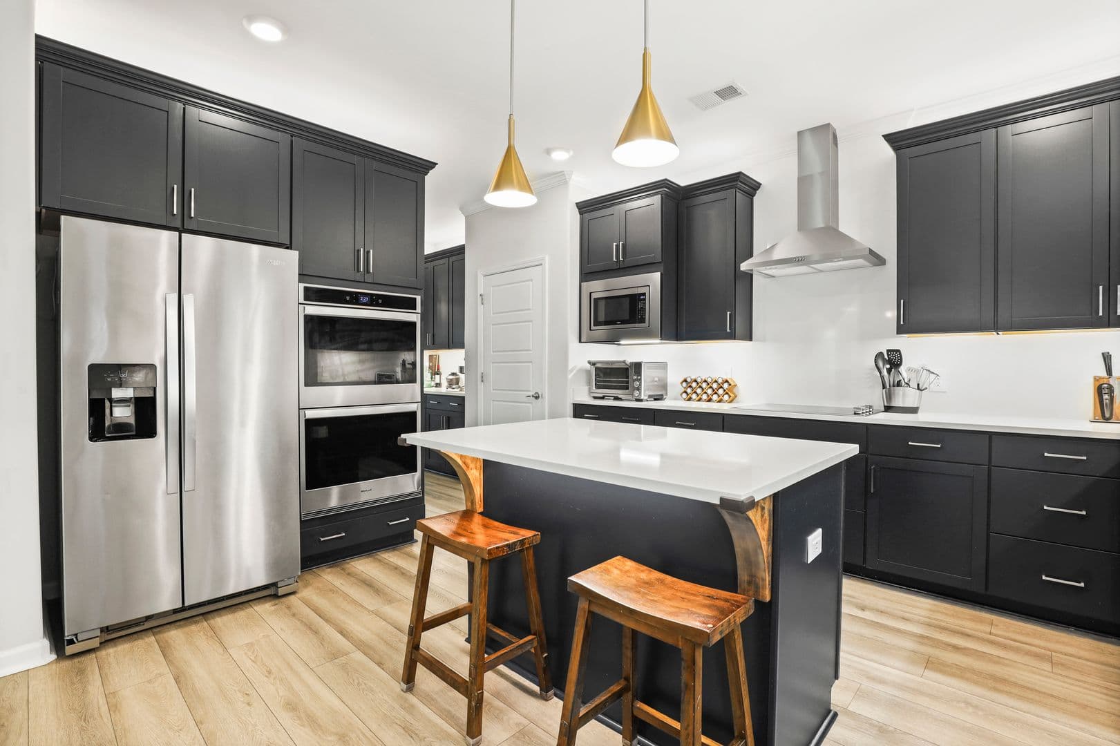 Richmond Hill House: 216 Wexford Drive