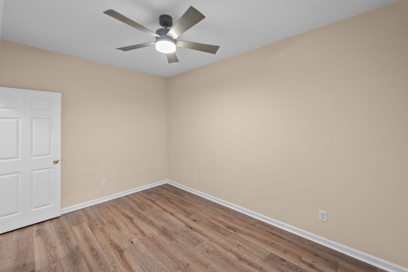 Savannah Townhome: 1159 Mohawk Street Unit B1