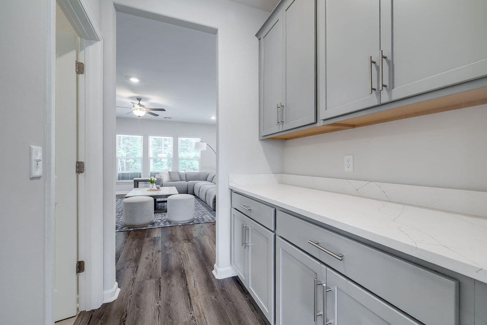 Savannah House: 42 Brookhaven Drive