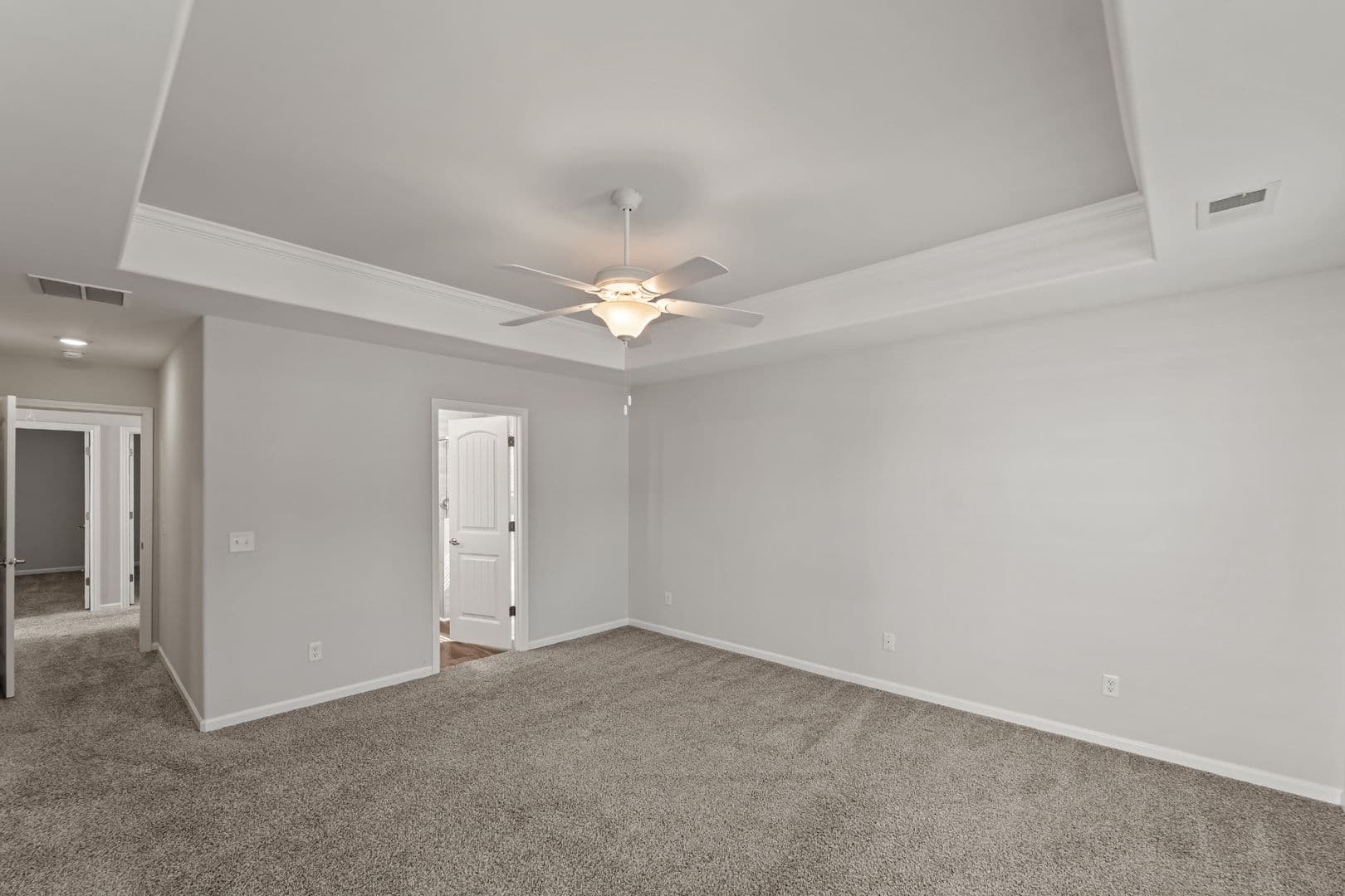 Savannah House: 207 Flagler Drive