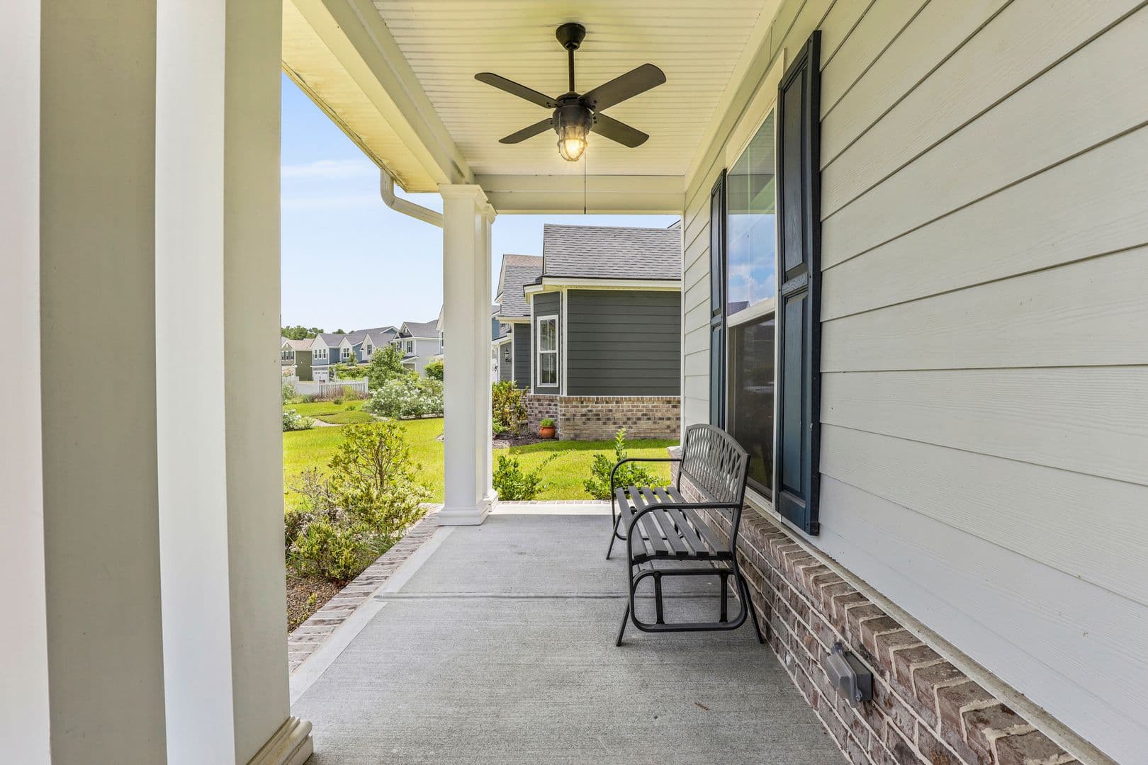 Richmond Hill House: 216 Wexford Drive