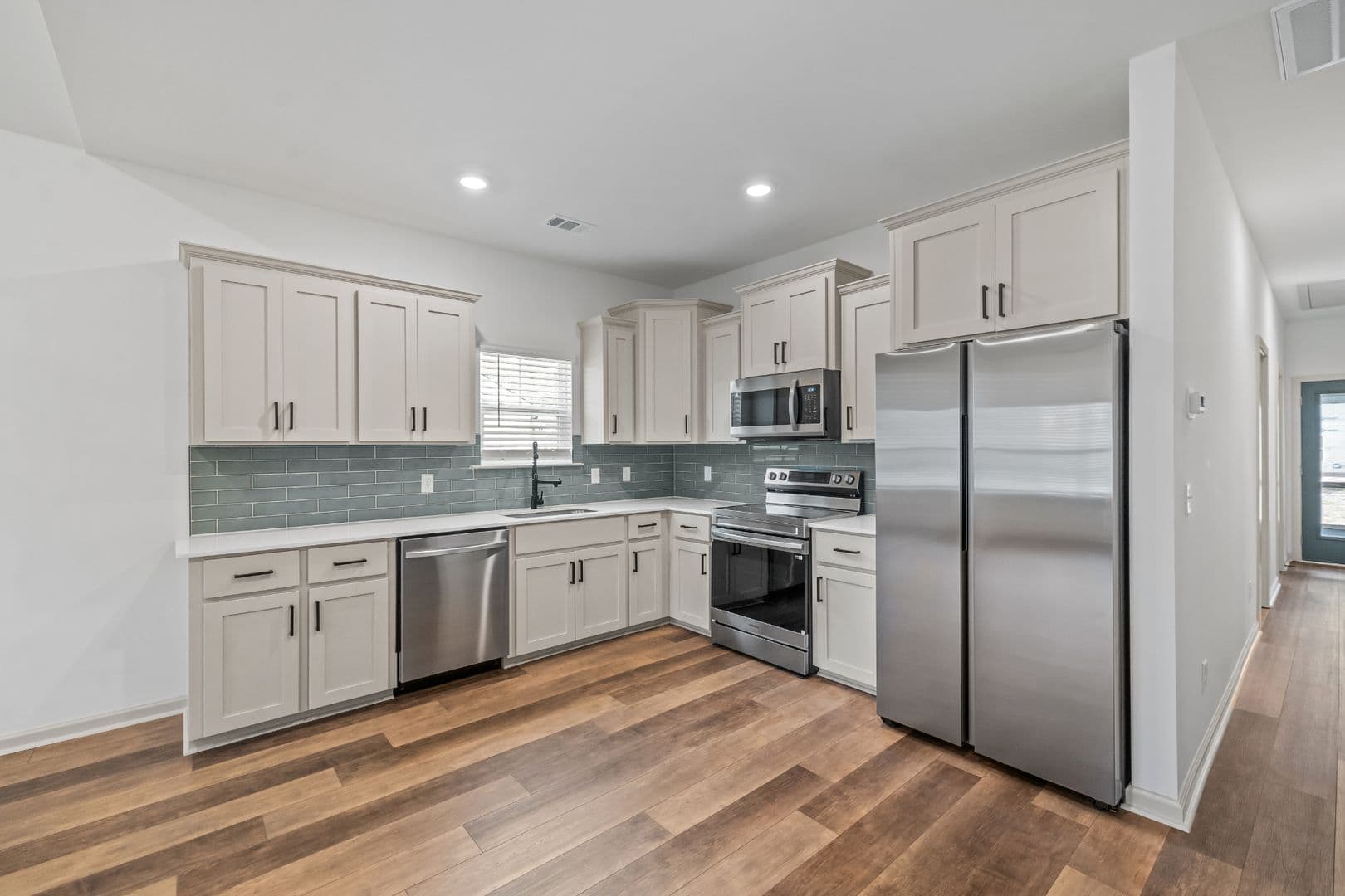 Pembroke House: 145 Waters Circle