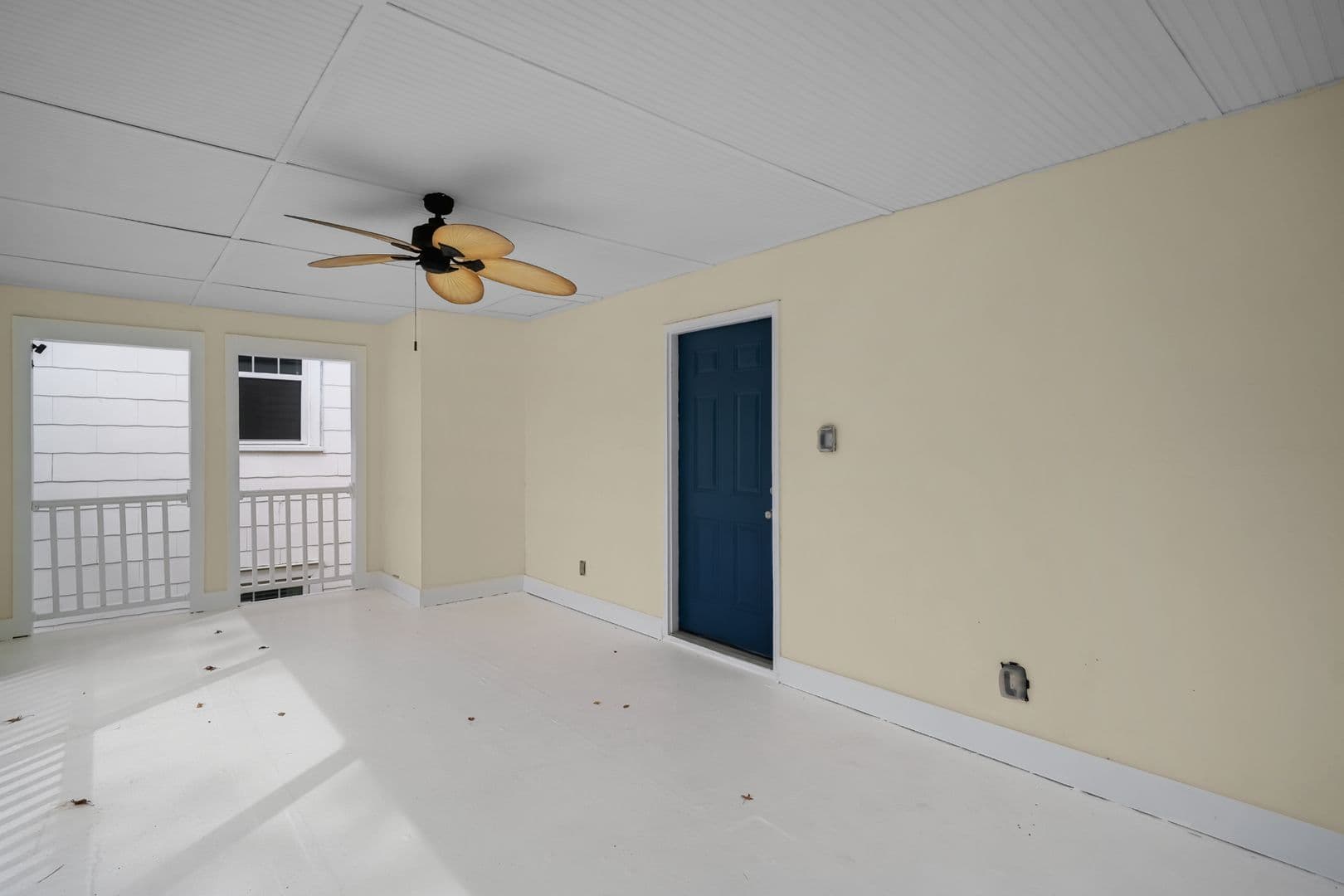 Savannah House: 1224 East Henry Street